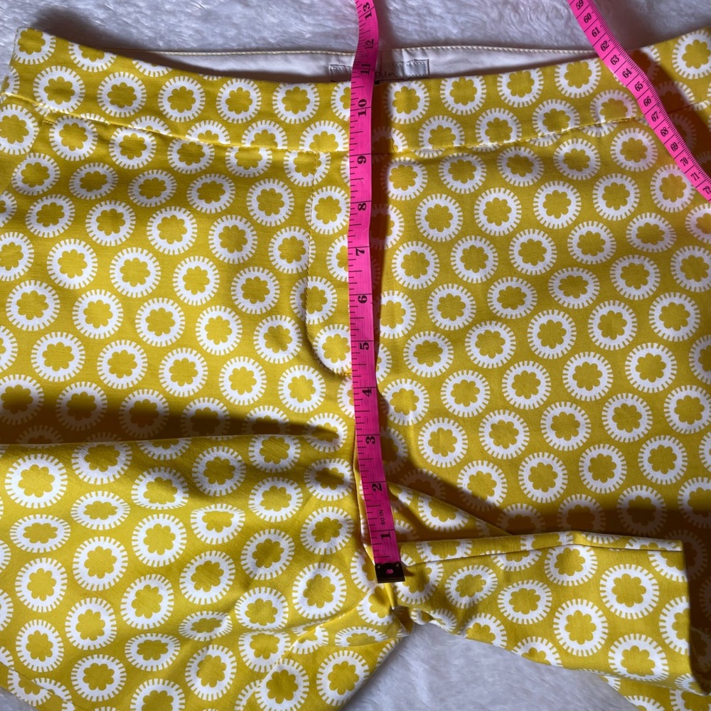 Boden Richmond Shorts 8 Yellow White Geometric Floral Sunburst 1960s Mod Retro - Picture 6 of 7